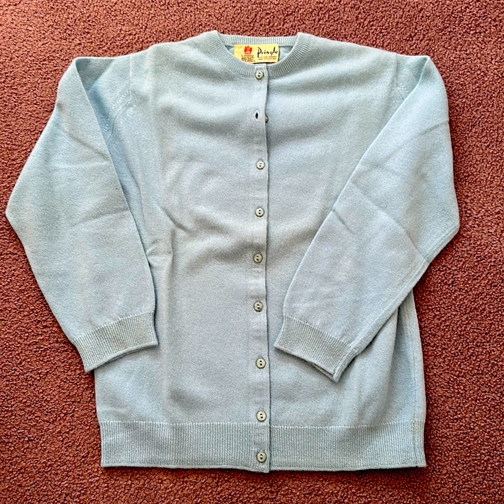 100% pure cashmere made in Scotland cardigan sweater